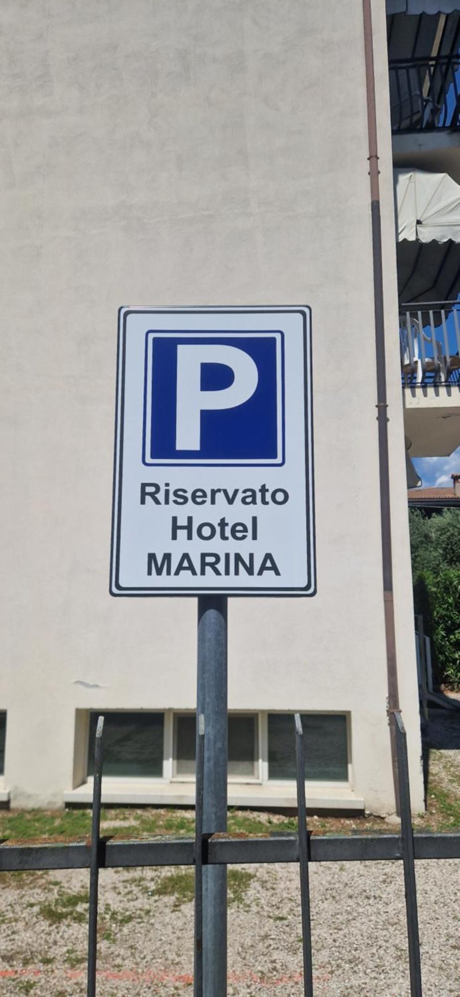 Hotel Marina トッリ・デル・ベーナコ エクステリア 写真